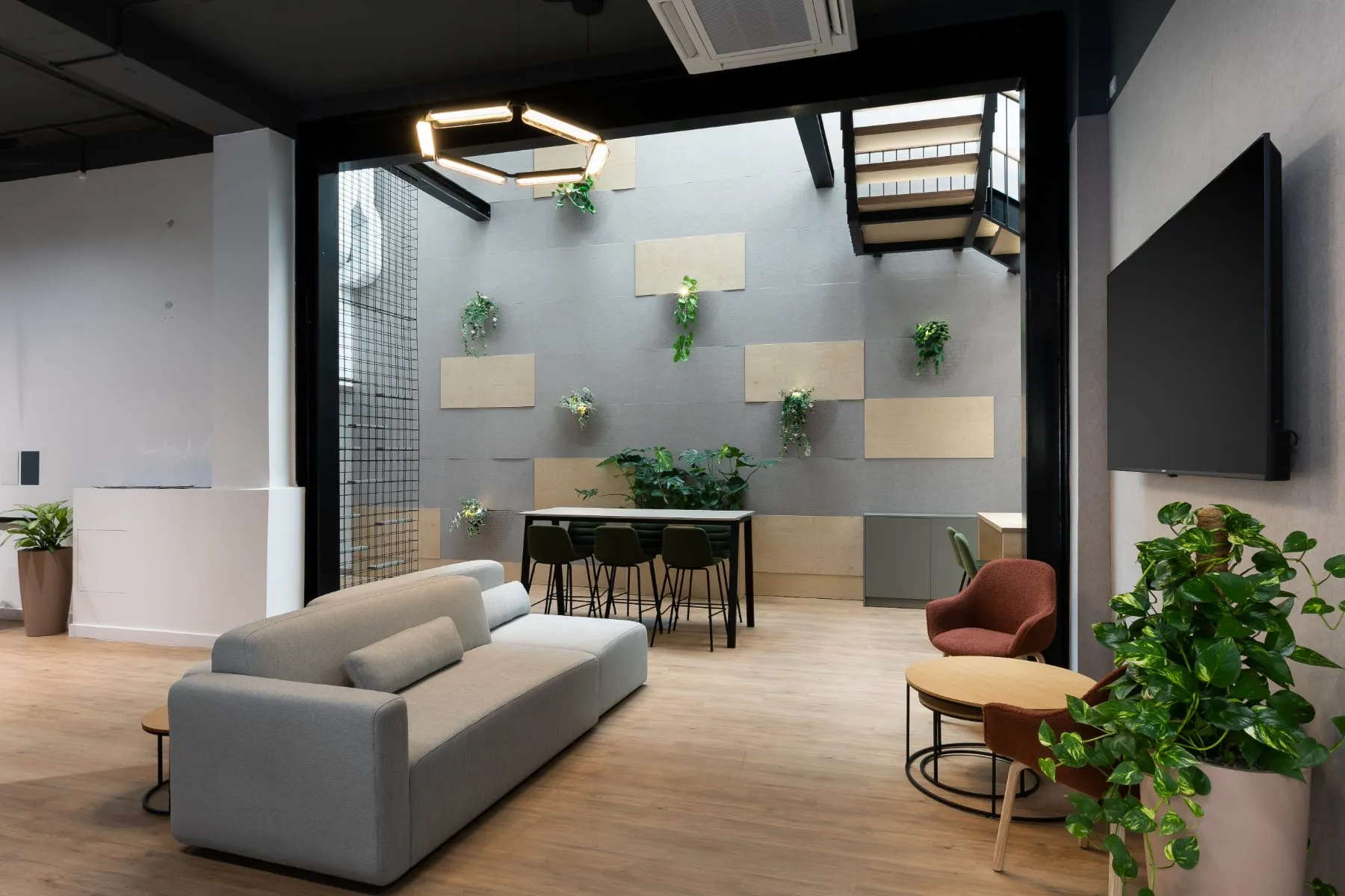 panta hub, the workplace