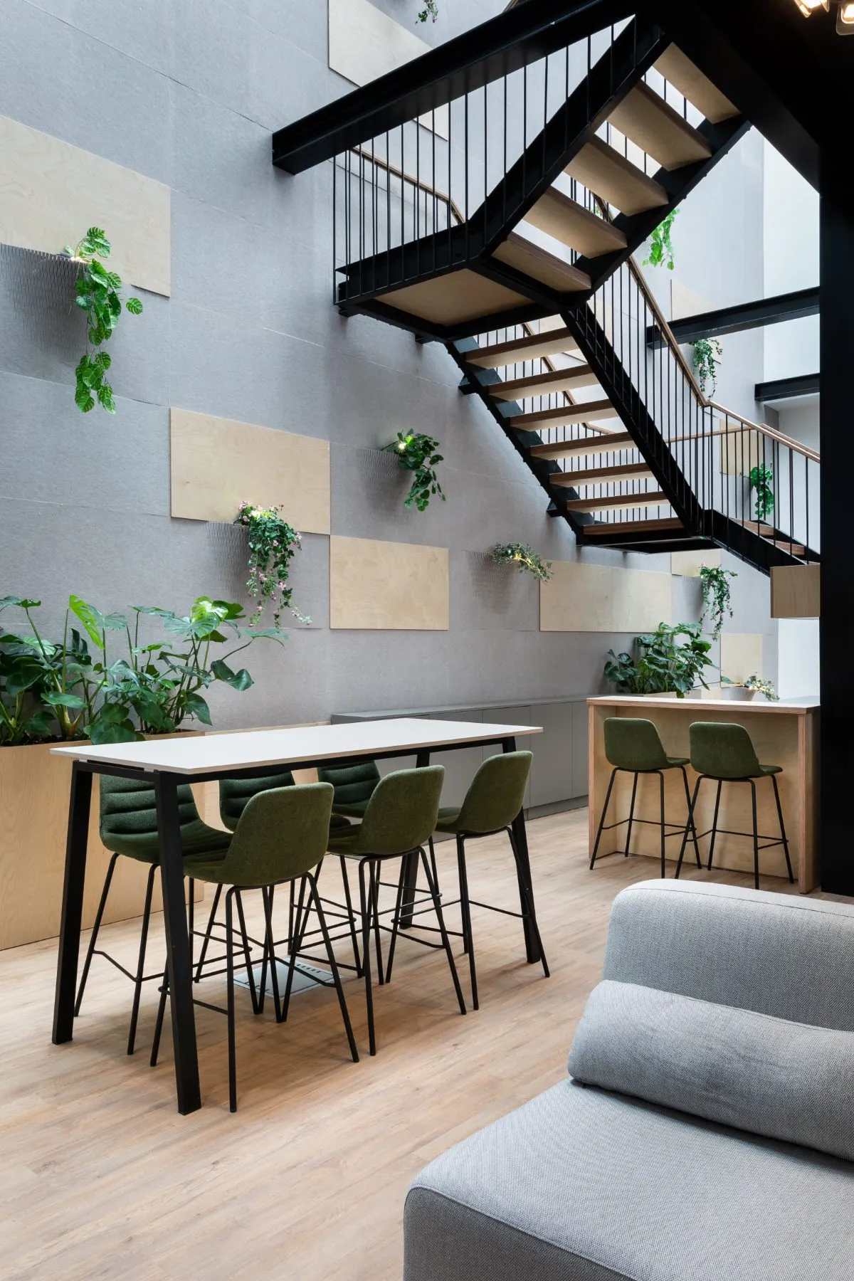 panta hub, the stair