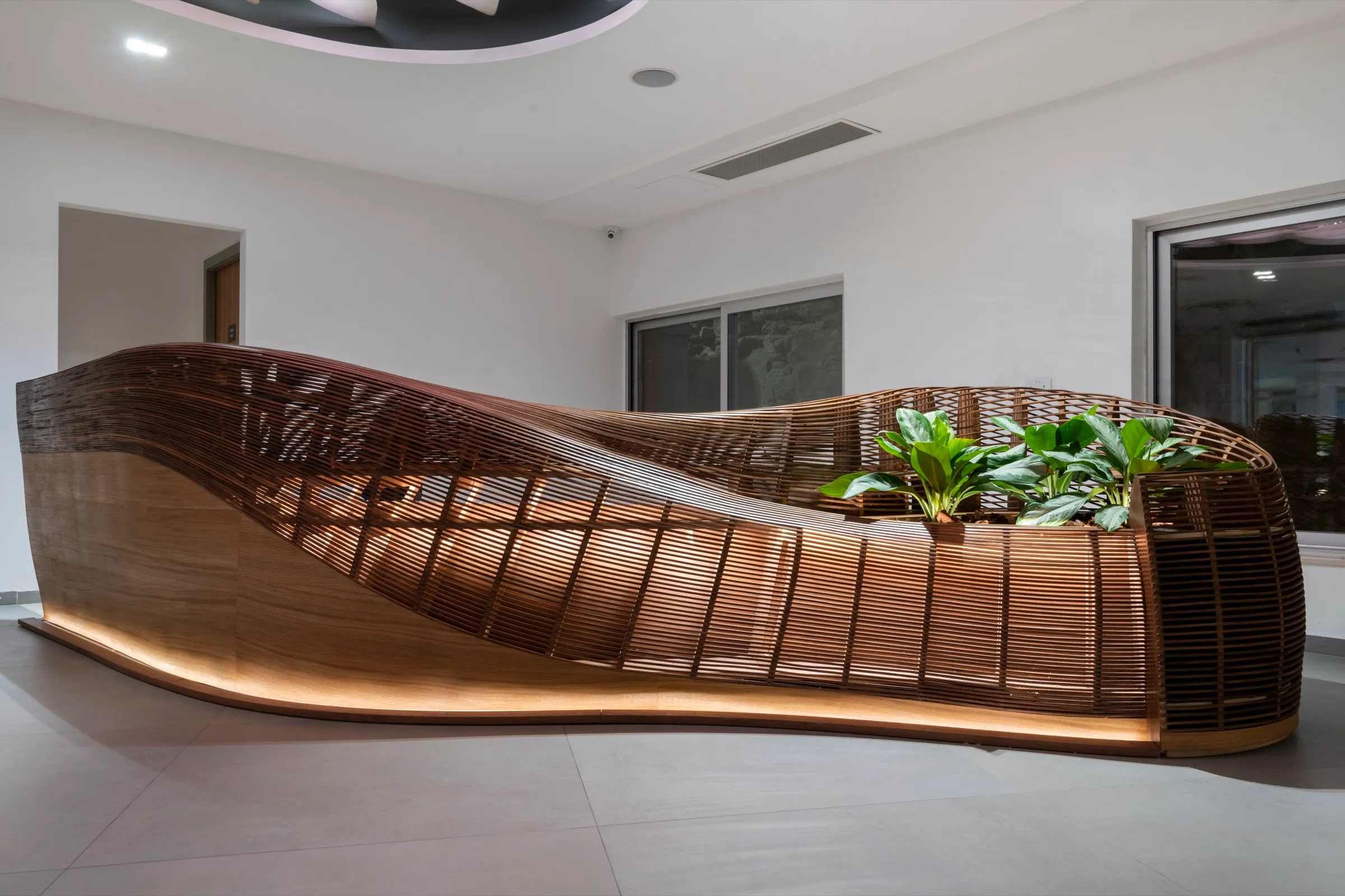 spinola reception desk