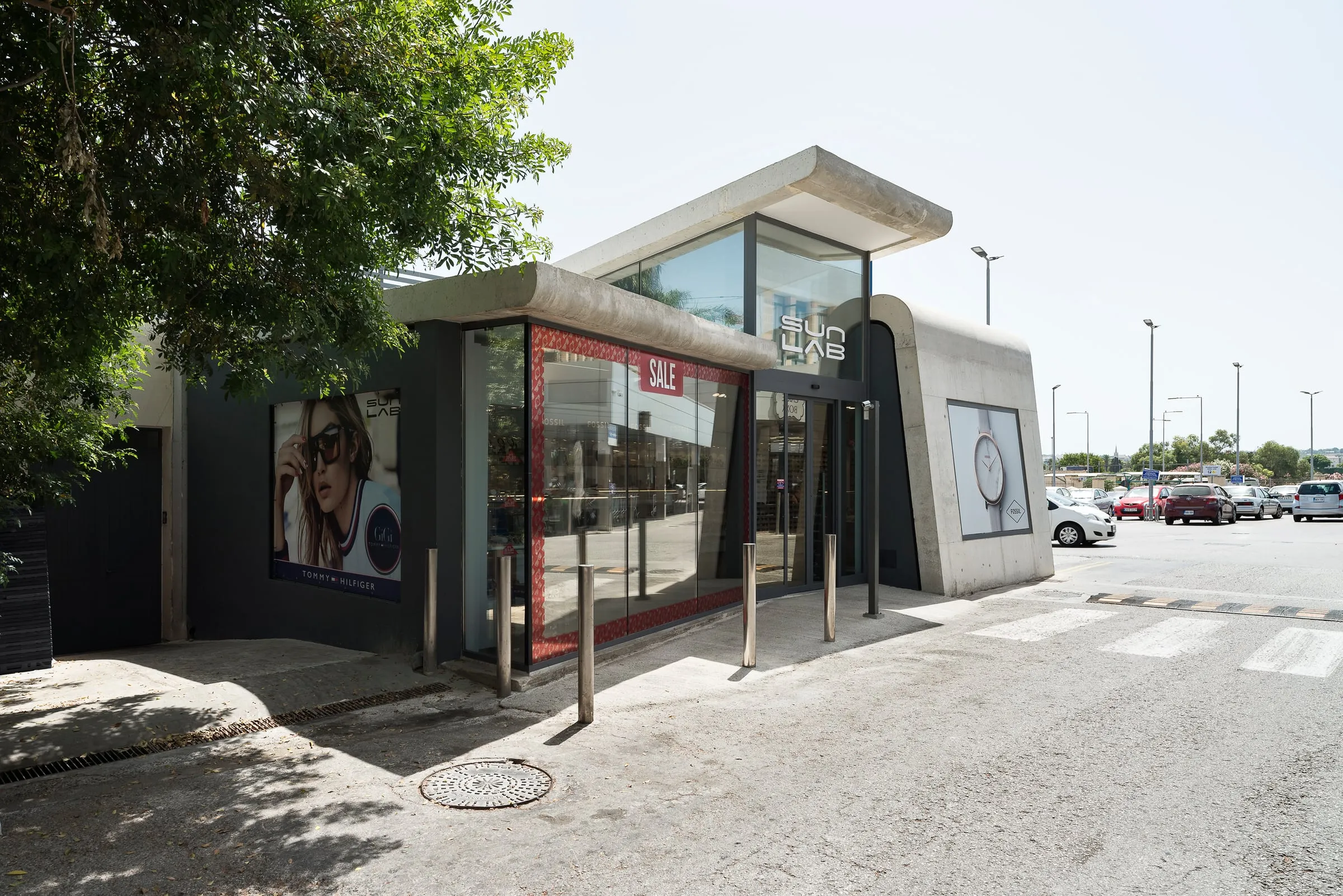 sun lab, qormi, by day